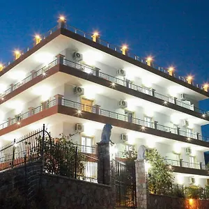 Apartament Mihalis, Himara